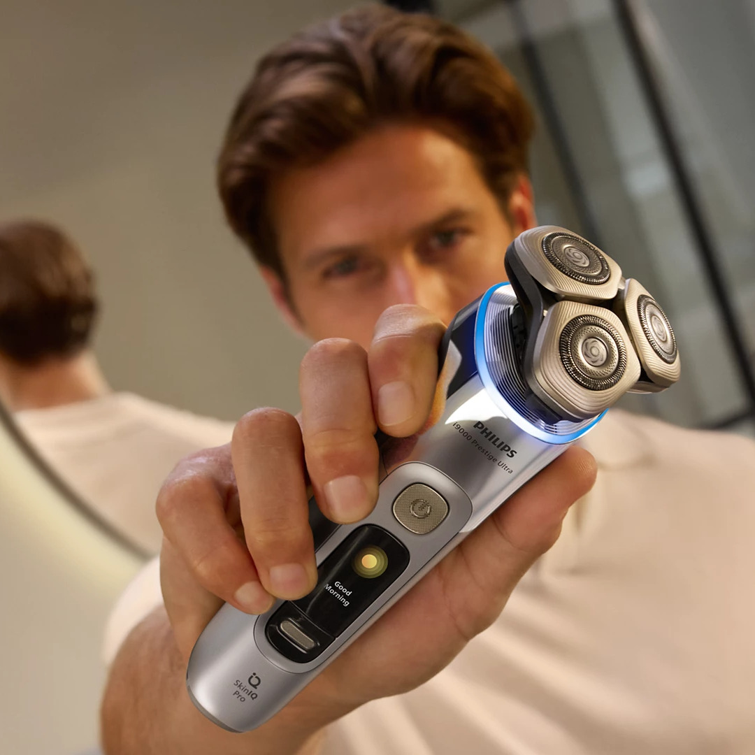 Máy cạo râu Philips series i9000 Prestige Ultra SenseIQ Pro XP9404/38, màu Chrome 13 Máy cạo râu Philips series i9000 Prestige Ultra SenseIQ Pro XP9404/38, màu Chrome - Ảnh 13